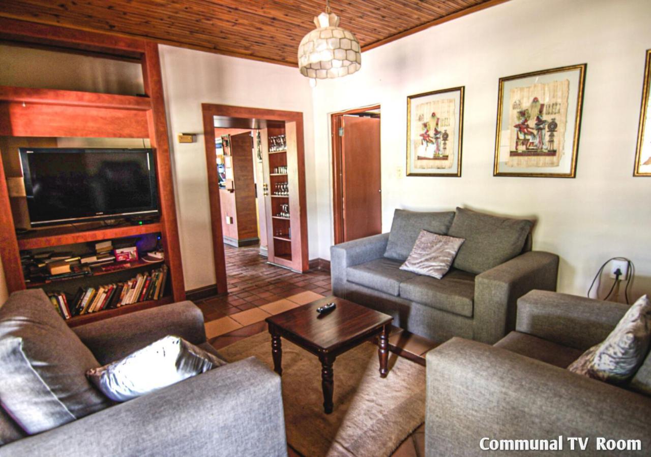 Ardmore Guest Farm Champagne Valley Exterior photo